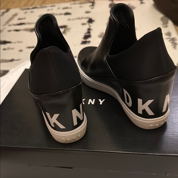 DKNY Black Sneakers - Picture 2 of 5